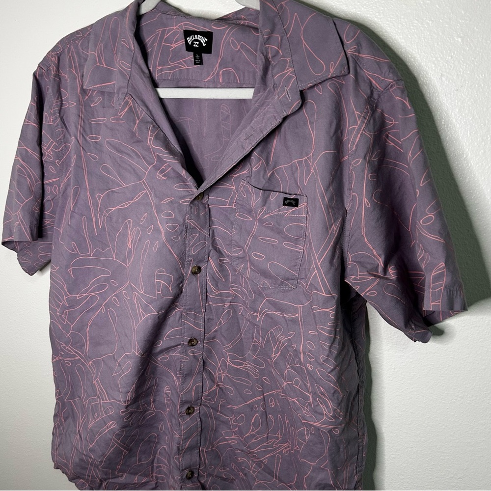 Billabong purple line art design short sleeve button down shirt - Picture 3 of 6